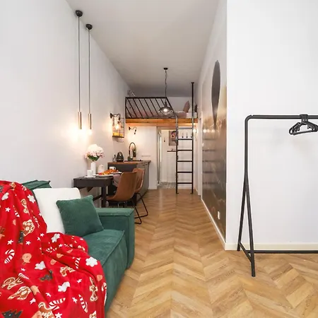 Golden In - Stylish And Cozy - Zabkowska A Appartement *