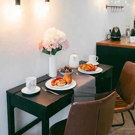 Golden In - Stylish And Cozy - Zabkowska A *