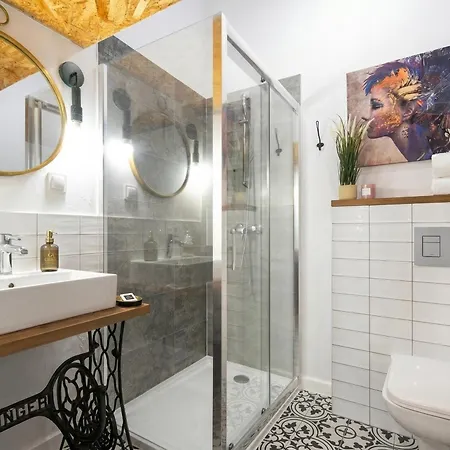 Golden In - Stylish And Cozy - Zabkowska A Daire Varşova